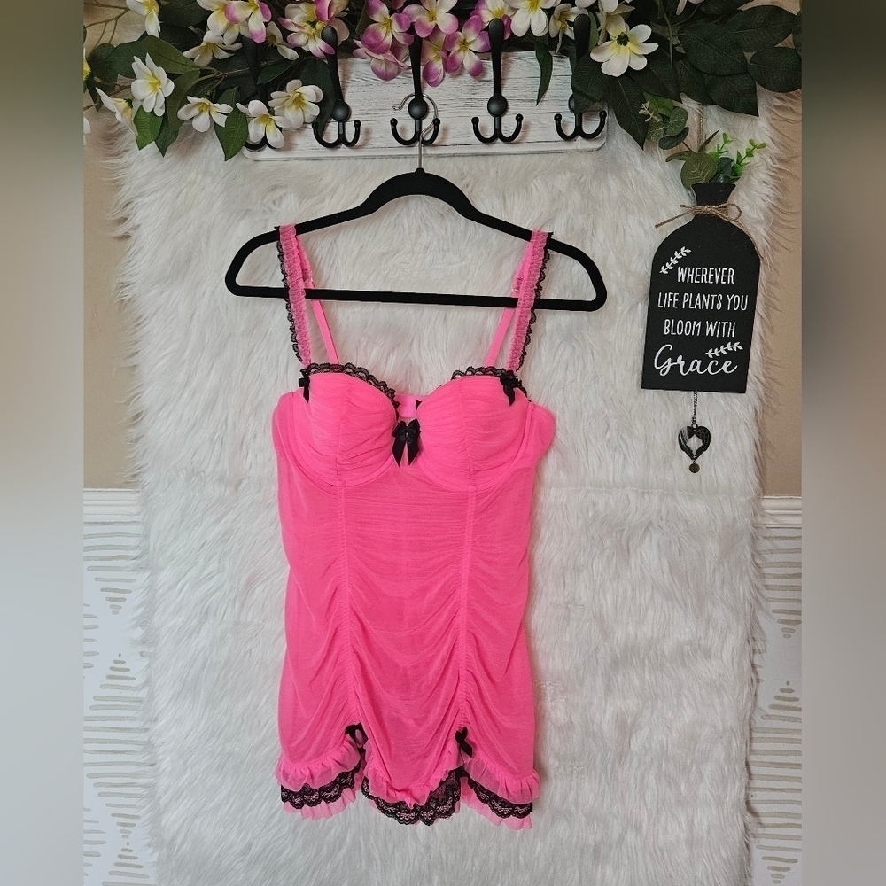 La Senza Ruched Push Up Chemise w/Lace and Bow Accents (NWOT)